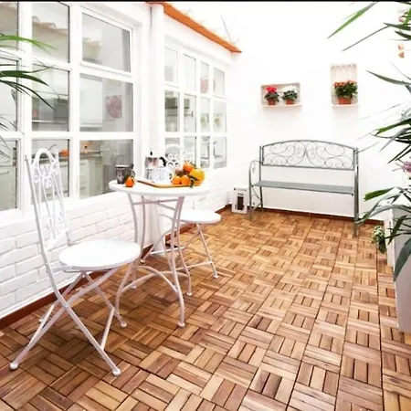 Апартаменты & Garden In *